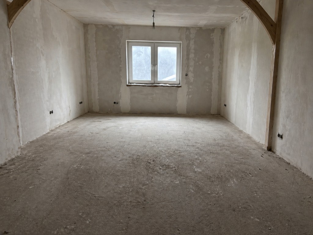 Vorher: Raum in der Rohbauphase